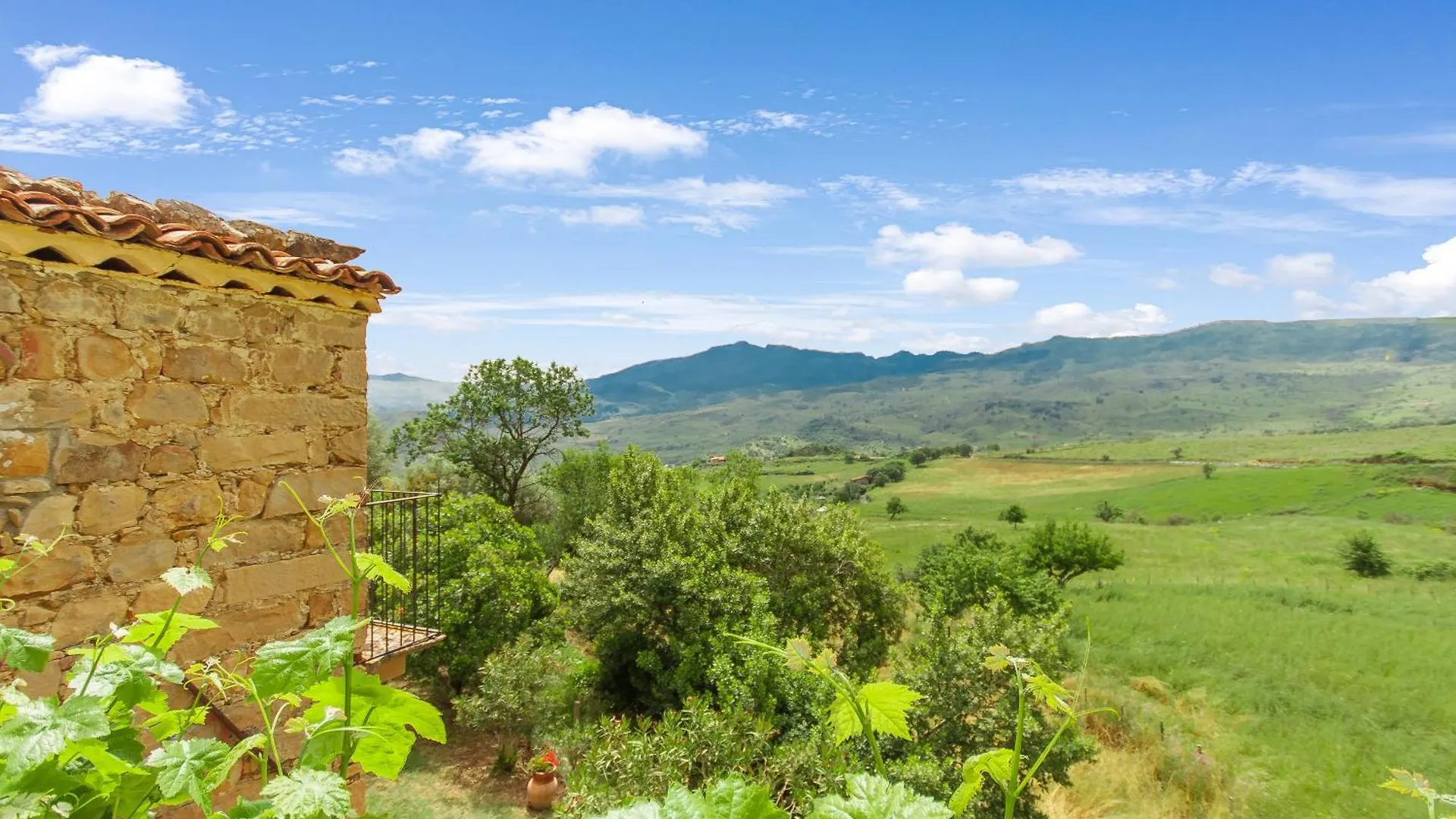 Villa Olmo With Private Pool - Happy Rentals Castel di Lucio Włochy