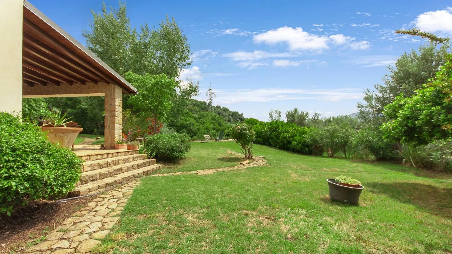 Villa Olmo With Private Pool - Happy Rentals Castel di Lucio